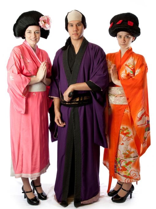 Geisha group costume