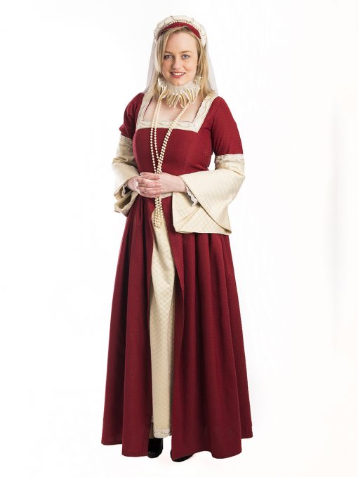 Queen Elizabeth Historical Dress