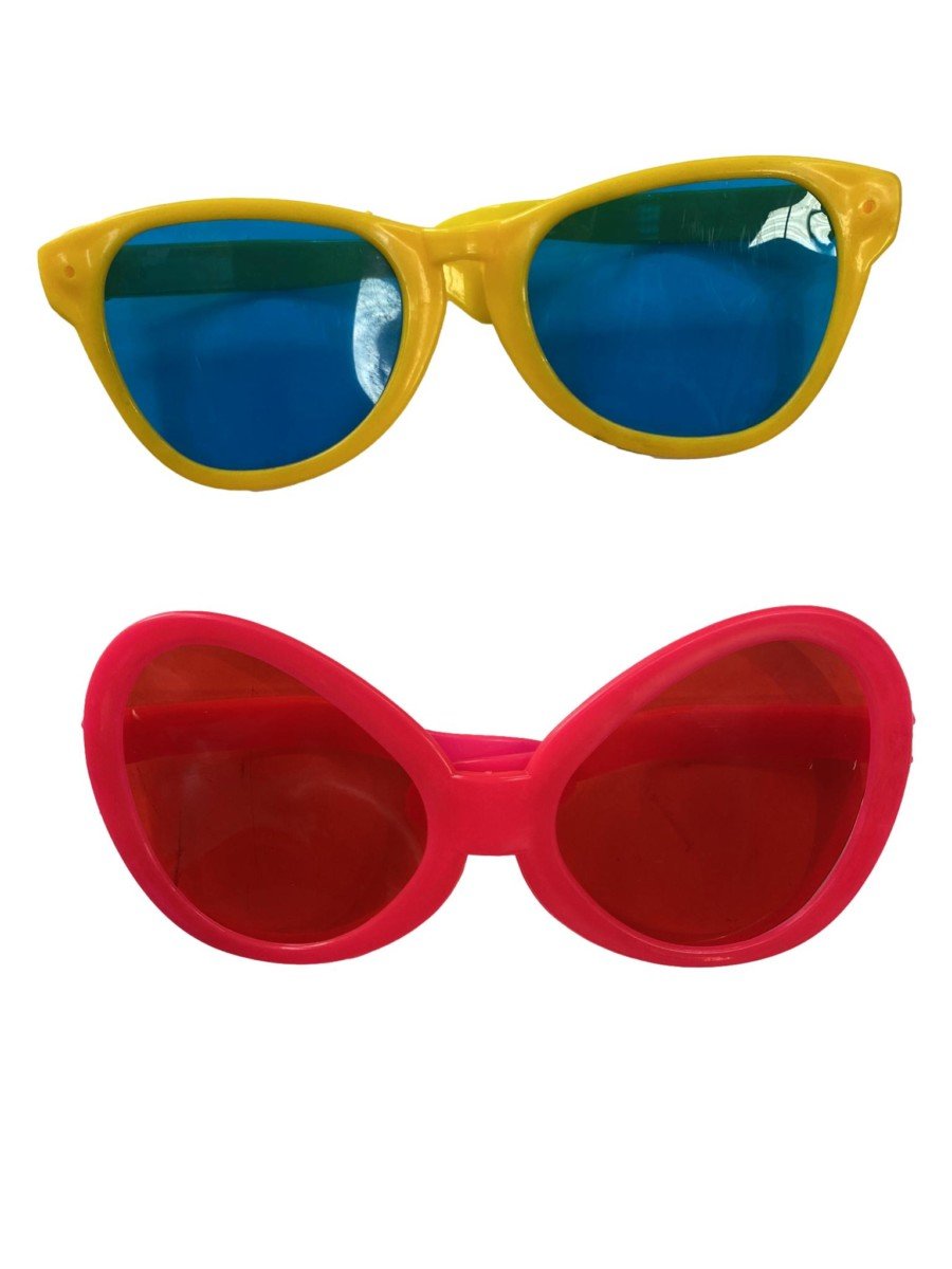 Giant Sunglasses Clown