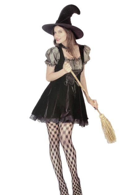Cute witch costume