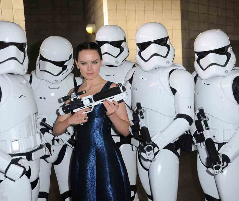 Cosplay Spotlight The Most JawDropping SciFi Costumes from Comic Con