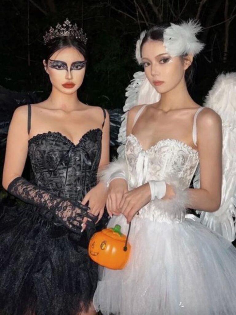 Halloween costumes for young women